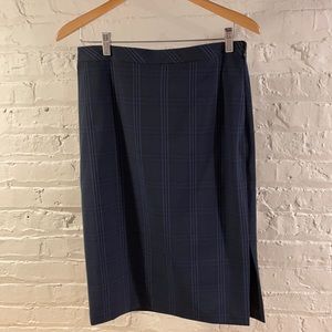 Banana Republic Tailored Performance Pencil Skirt